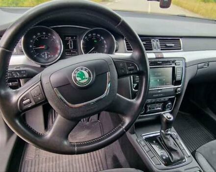 Белый Шкода Суперб, объемом двигателя 2 л и пробегом 217 тыс. км за 12000 $, фото 7 на Automoto.ua