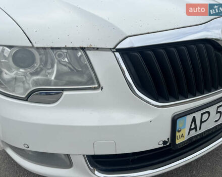 Белый Шкода Суперб, объемом двигателя 1.8 л и пробегом 241 тыс. км за 7300 $, фото 9 на Automoto.ua