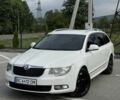 Белый Шкода Суперб, объемом двигателя 2 л и пробегом 330 тыс. км за 7500 $, фото 1 на Automoto.ua