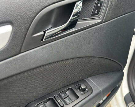 Шкода Суперб 2012 у Рівному на Automoto.ua Білий Шкода Суперб, об'ємом двигуна 2 л та пробігом 198 тис. км за 12500 $, фото 15 на Automoto.ua