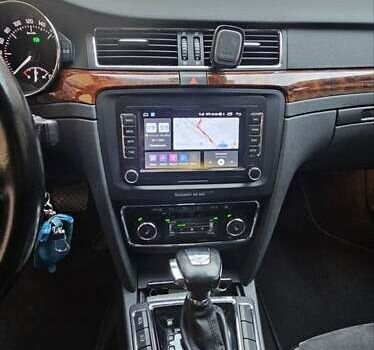 Белый Шкода Суперб, объемом двигателя 1.97 л и пробегом 165 тыс. км за 14500 $, фото 4 на Automoto.ua