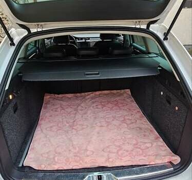 Белый Шкода Суперб, объемом двигателя 1.97 л и пробегом 165 тыс. км за 14500 $, фото 8 на Automoto.ua