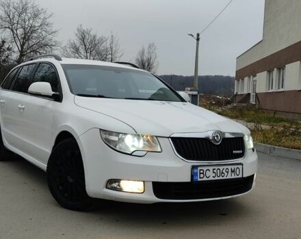 Белый Шкода Суперб, объемом двигателя 1.6 л и пробегом 207 тыс. км за 8200 $, фото 6 на Automoto.ua