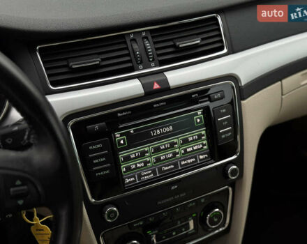 Білий Шкода Суперб, об'ємом двигуна 2 л та пробігом 317 тис. км за 12900 $, фото 38 на Automoto.ua