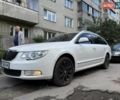 Шкода Суперб 2012 в Львове на Automoto.ua Белый Шкода Суперб, объемом двигателя 2 л и пробегом 363 тыс. км за 12000 $, фото 5 на Automoto.ua