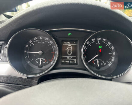 Шкода Суперб 2012 у Рівному на Automoto.ua Білий Шкода Суперб, об'ємом двигуна 2 л та пробігом 198 тис. км за 12500 $, фото 14 на Automoto.ua