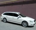 Белый Шкода Суперб, объемом двигателя 2 л и пробегом 275 тыс. км за 12100 $, фото 3 на Automoto.ua