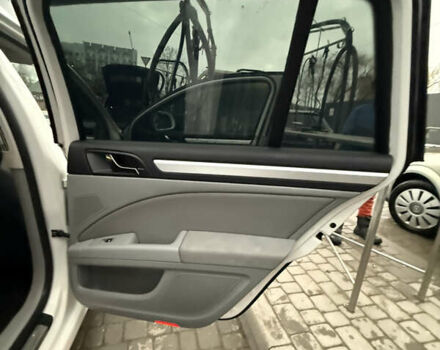 Белый Шкода Суперб, объемом двигателя 1.97 л и пробегом 309 тыс. км за 10499 $, фото 13 на Automoto.ua