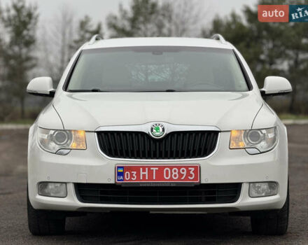 Білий Шкода Суперб, об'ємом двигуна 2 л та пробігом 317 тис. км за 12900 $, фото 7 на Automoto.ua