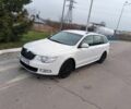 Белый Шкода Суперб, объемом двигателя 1.6 л и пробегом 207 тыс. км за 8200 $, фото 1 на Automoto.ua