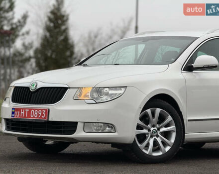 Білий Шкода Суперб, об'ємом двигуна 2 л та пробігом 317 тис. км за 12900 $, фото 9 на Automoto.ua