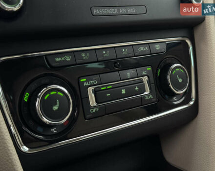 Білий Шкода Суперб, об'ємом двигуна 2 л та пробігом 317 тис. км за 12900 $, фото 39 на Automoto.ua