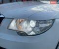Білий Шкода Суперб, об'ємом двигуна 2 л та пробігом 260 тис. км за 8900 $, фото 3 на Automoto.ua