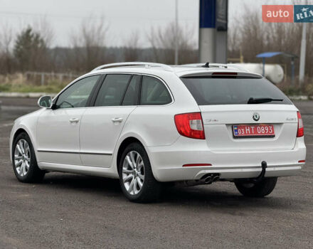 Білий Шкода Суперб, об'ємом двигуна 2 л та пробігом 317 тис. км за 12900 $, фото 20 на Automoto.ua