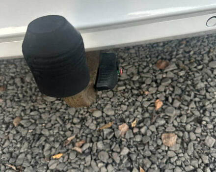 Белый Шкода Суперб, объемом двигателя 1.6 л и пробегом 260 тыс. км за 11600 $, фото 23 на Automoto.ua