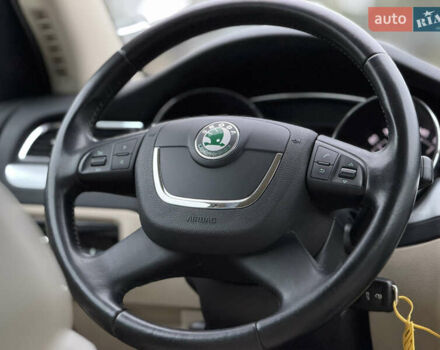 Білий Шкода Суперб, об'ємом двигуна 2 л та пробігом 317 тис. км за 12900 $, фото 29 на Automoto.ua