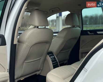 Білий Шкода Суперб, об'ємом двигуна 2 л та пробігом 317 тис. км за 12900 $, фото 43 на Automoto.ua