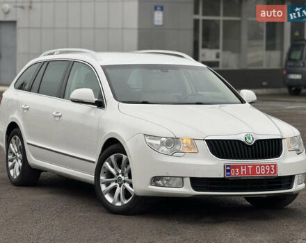 Білий Шкода Суперб, об'ємом двигуна 2 л та пробігом 317 тис. км за 12900 $, фото 5 на Automoto.ua