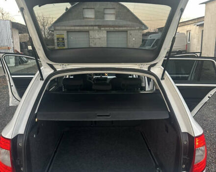 Белый Шкода Суперб, объемом двигателя 1.6 л и пробегом 260 тыс. км за 11600 $, фото 24 на Automoto.ua