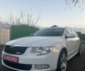 Белый Шкода Суперб, объемом двигателя 1.6 л и пробегом 260 тыс. км за 11600 $, фото 2 на Automoto.ua