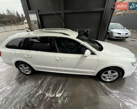 Белый Шкода Суперб, объемом двигателя 1.97 л и пробегом 309 тыс. км за 10499 $, фото 4 на Automoto.ua