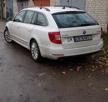 Белый Шкода Суперб, объемом двигателя 1.97 л и пробегом 255 тыс. км за 13300 $, фото 7 на Automoto.ua