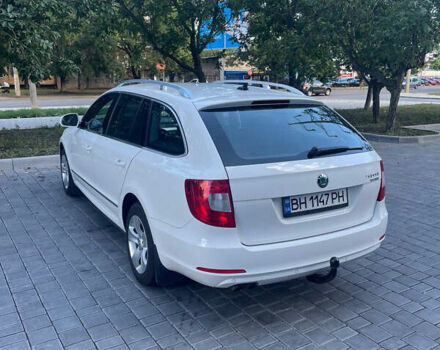 Белый Шкода Суперб, объемом двигателя 1.6 л и пробегом 214 тыс. км за 12099 $, фото 8 на Automoto.ua
