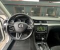 Шкода Суперб 2013 в Лозовой на Automoto.ua Белый Шкода Суперб, объемом двигателя 2 л и пробегом 335 тыс. км за 12800 $, фото 4 на Automoto.ua