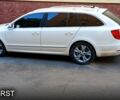 Білий Шкода Суперб, об'ємом двигуна 2 л та пробігом 300 тис. км за 12000 $, фото 2 на Automoto.ua
