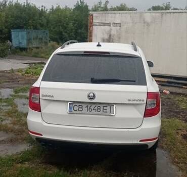 Белый Шкода Суперб, объемом двигателя 1.97 л и пробегом 255 тыс. км за 13300 $, фото 2 на Automoto.ua