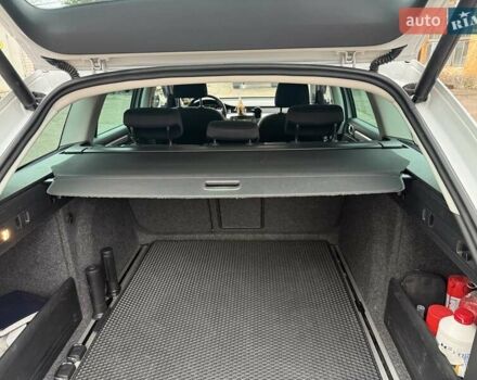 Белый Шкода Суперб, объемом двигателя 2 л и пробегом 217 тыс. км за 14200 $, фото 7 на Automoto.ua