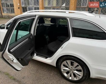 Белый Шкода Суперб, объемом двигателя 2 л и пробегом 217 тыс. км за 14200 $, фото 8 на Automoto.ua