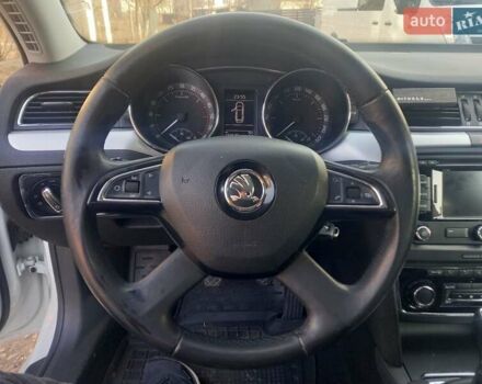 Белый Шкода Суперб, объемом двигателя 1.6 л и пробегом 219 тыс. км за 10900 $, фото 19 на Automoto.ua