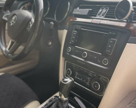 Білий Шкода Суперб, об'ємом двигуна 1.97 л та пробігом 297 тис. км за 11900 $, фото 10 на Automoto.ua