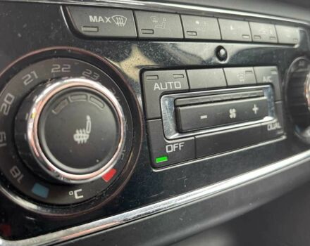 Білий Шкода Суперб, об'ємом двигуна 2 л та пробігом 283 тис. км за 12800 $, фото 9 на Automoto.ua