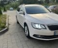 Білий Шкода Суперб, об'ємом двигуна 1.6 л та пробігом 370 тис. км за 10500 $, фото 1 на Automoto.ua
