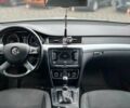 Білий Шкода Суперб, об'ємом двигуна 2 л та пробігом 283 тис. км за 12800 $, фото 13 на Automoto.ua