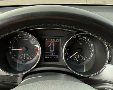 Белый Шкода Суперб, объемом двигателя 2 л и пробегом 195 тыс. км за 13999 $, фото 24 на Automoto.ua