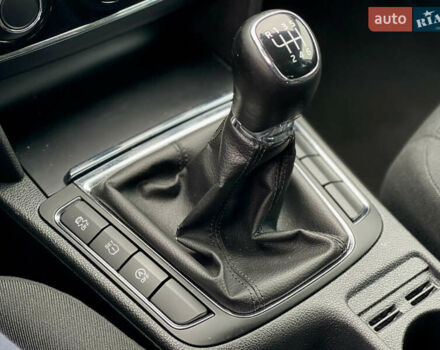 Білий Шкода Суперб, об'ємом двигуна 2 л та пробігом 273 тис. км за 12700 $, фото 40 на Automoto.ua