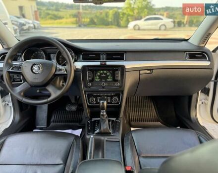 Білий Шкода Суперб, об'ємом двигуна 1.6 л та пробігом 292 тис. км за 10850 $, фото 64 на Automoto.ua