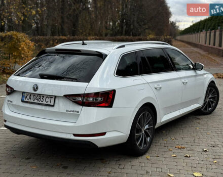 Белый Шкода Суперб, объемом двигателя 1.97 л и пробегом 173 тыс. км за 17000 $, фото 7 на Automoto.ua