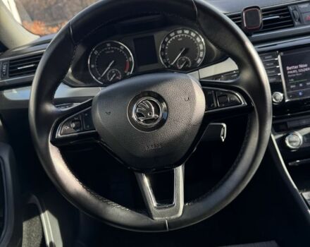 Белый Шкода Суперб, объемом двигателя 1.6 л и пробегом 235 тыс. км за 14200 $, фото 8 на Automoto.ua