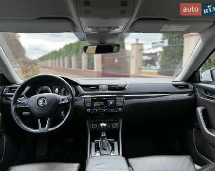 Белый Шкода Суперб, объемом двигателя 1.97 л и пробегом 173 тыс. км за 17000 $, фото 31 на Automoto.ua