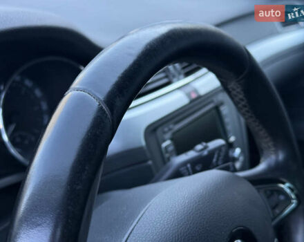 Белый Шкода Суперб, объемом двигателя 2 л и пробегом 235 тыс. км за 12750 $, фото 16 на Automoto.ua