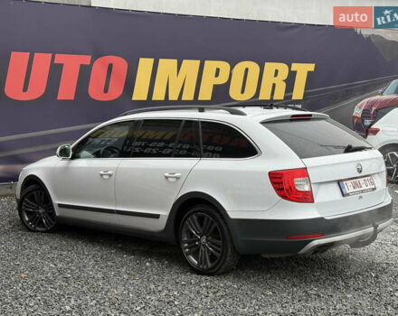 Белый Шкода Суперб, объемом двигателя 2 л и пробегом 160 тыс. км за 15500 $, фото 9 на Automoto.ua