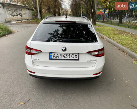 Білий Шкода Суперб, об'ємом двигуна 1.8 л та пробігом 247 тис. км за 13800 $, фото 3 на Automoto.ua
