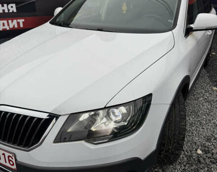 Белый Шкода Суперб, объемом двигателя 2 л и пробегом 160 тыс. км за 15500 $, фото 4 на Automoto.ua
