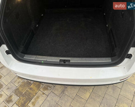 Белый Шкода Суперб, объемом двигателя 1.6 л и пробегом 235 тыс. км за 14000 $, фото 11 на Automoto.ua