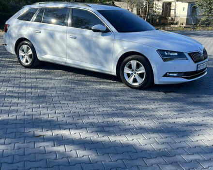 Белый Шкода Суперб, объемом двигателя 1.97 л и пробегом 310 тыс. км за 13900 $, фото 34 на Automoto.ua