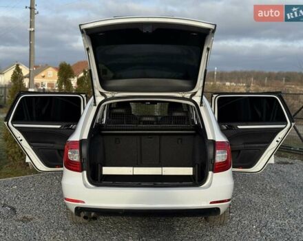 Білий Шкода Суперб, об'ємом двигуна 1.6 л та пробігом 294 тис. км за 11450 $, фото 68 на Automoto.ua